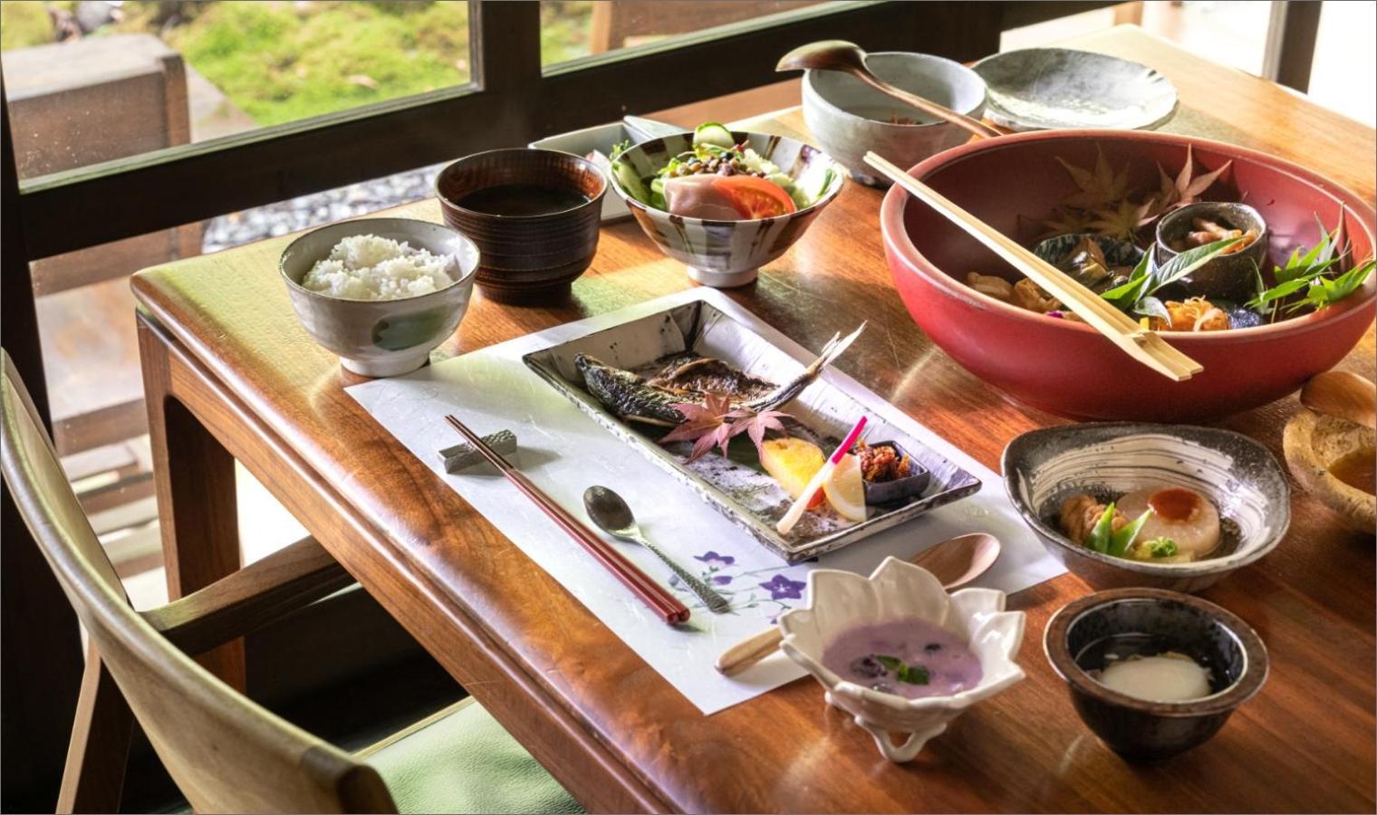 Nihon-No-Ashitaba Hotell Yufu Exteriör bild