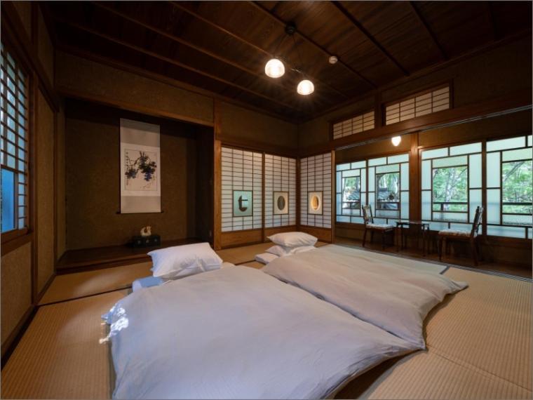 Nihon-No-Ashitaba Hotell Yufu Rum bild